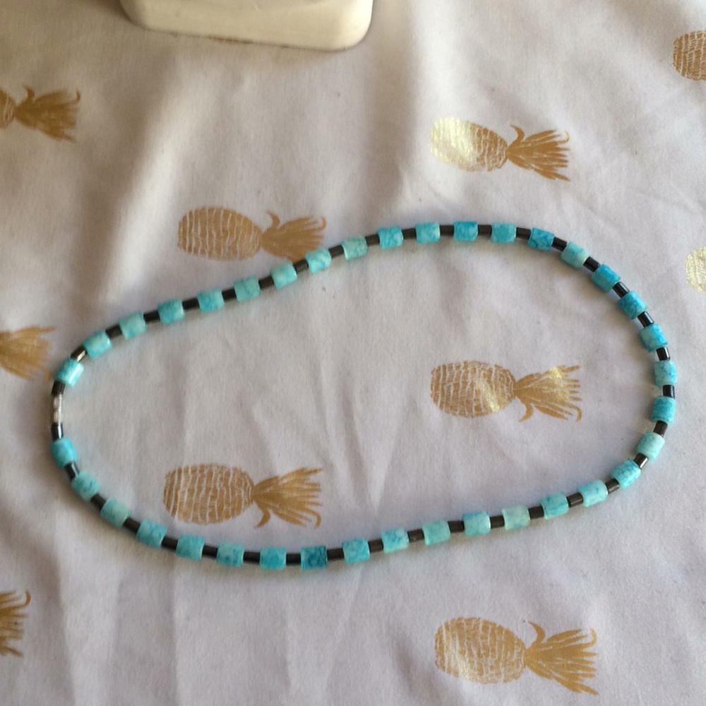 Turquoise necklace - Picture 3 of 3